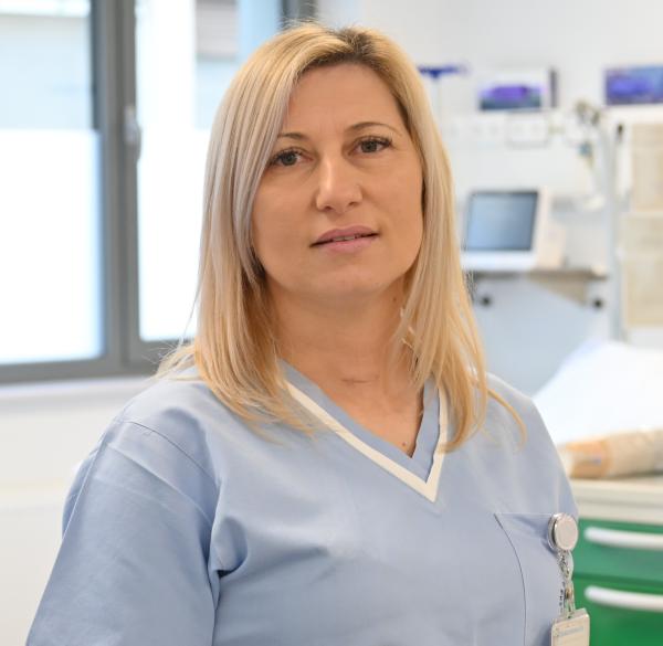 Pomočnica direktorja za zdravstveno nego, Mateja Podergajs Fijavž